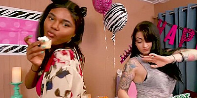 Liv Revamped, Ayumi Anime, Natasha Blue Dorm Birthday Surprise Party