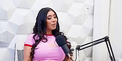 Noir, Violet Myers - The Podcast