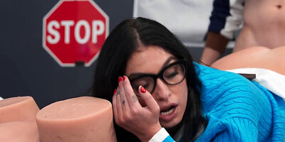 Kinky classmate seduces her kinkier classmate with wet hole