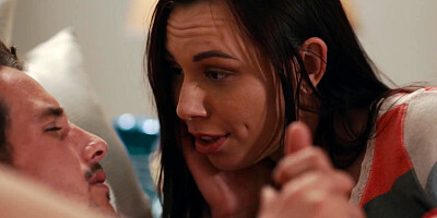 Successful boy Tyler Nixon has his chisel idolized by Aidra Fox and Gia Derza in a 3 way