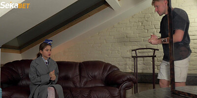 Что делают стюардессы после работы?! Утешает себя большим членом незнакомца