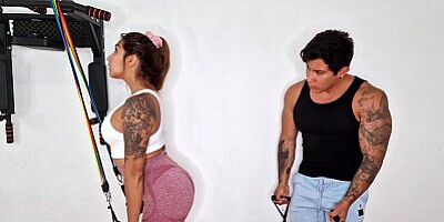 I couldn't resist my neighbor's ass. I fucked her during the workout
