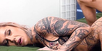 Stacked Milf In Sexy Lingerie Wants To Be Anally Destroyed By