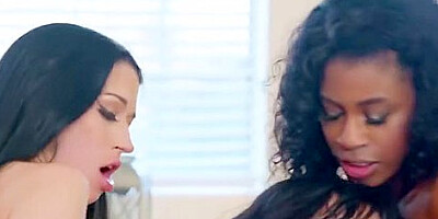 Little Puck & Nicole Kitt - Trapping A Two-timer