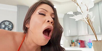 Neighbors Fight Leads To Hot Hookup - Scott Nails And Sami Parker