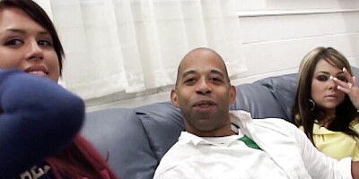 Splendid Julia Bond and Shane Diesel - side fuck smut - Interracial Pass