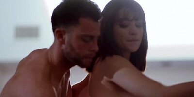 Liking to serve womanizer babe satisfies him to the maximum