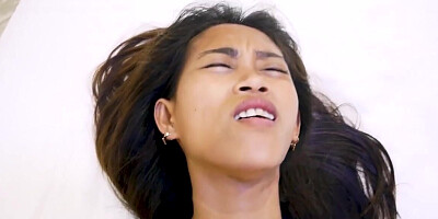 Foreign cum makes her pussy extra wet as she gets off