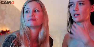 Two foot fetish hotties indulge in lesbian play