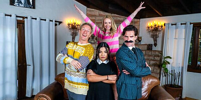 Incomparable Summer Col and Khloe Kingsley's blowjob movie