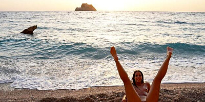 Doggystyle trailer with fascinating Betzz from Arousins