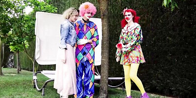 Watch divine Charli Dean and Lenina Crowne's scene