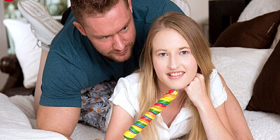 Extravagant Lolli at missionary action