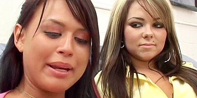 Julia Bond Vs Blackzilla