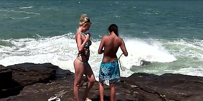 Tarra White Loves Sex By The Beach Just Like Aneta Keys