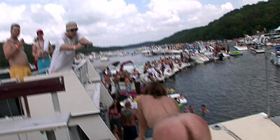 SpringBreakLife Video: Party Cove Chicks