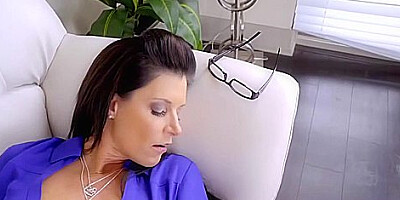 India Summer And Ricky Spanish - Stepmilf India Gets The Gifts With Dicks For Her Stepmothers Day Surprise