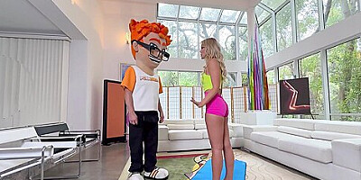 Sweat, Squats, And Savvy Suxx A Heart-racing Workout!