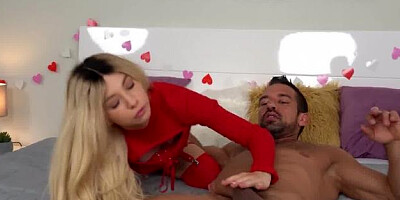 Kenzie Reeves has a passion for sex scene