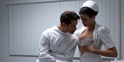 Nurse Penny Barber seduces a dangerous patient into satisfying her deviant needs