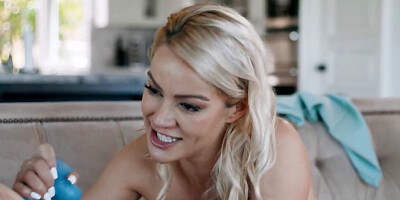 Big time anal toy play with Cherry Kiss and Ophelia Kaan