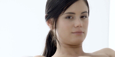 ...Fascinating brunette Caprice masturbates passionately in bed...