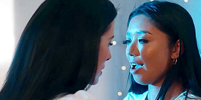 Asks About The Steamy Details Of Her Midnight Sexcapade - Reagan Foxx And Gia Dibella