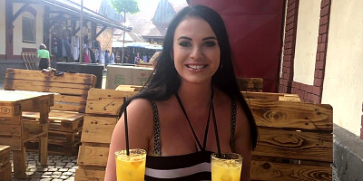 Shopping and Hanging Out With Tina Lee - Tina Lee - Scoreland