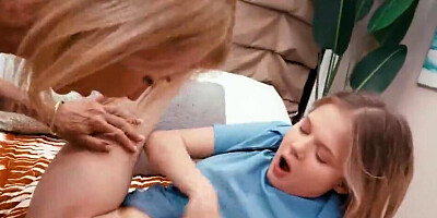 Passionate fuck with a tiny teen and a butterface MILF