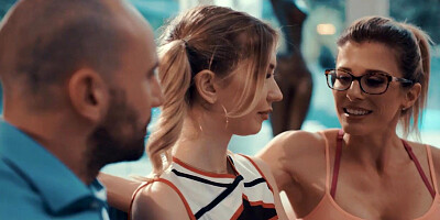 Daughter Mackenzie Moss in forbidden banging stepparents