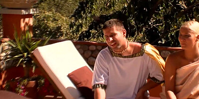 Costume amateur outdoors facialized after pussysex