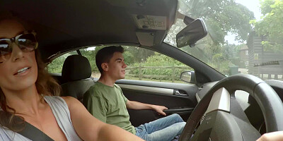 MILF was so sex-hungry that indulged in sex with youngster