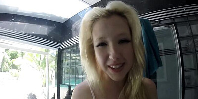 Watch junoesque Samantha Rone's video