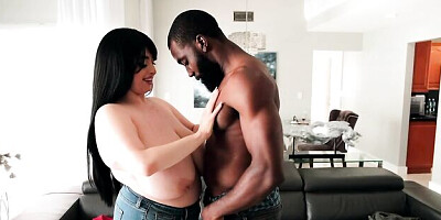 Long-haired BBW brunette Xena Zoraki is enjoying dick-riding