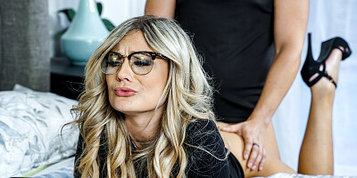 ...Gorgeous MYLF Ellie Tay gets a sticky reward after servicing hard dick...