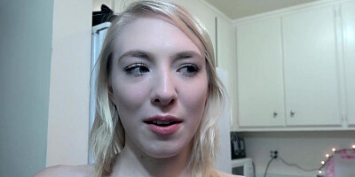 Trillium gets interviewed naked and loving it