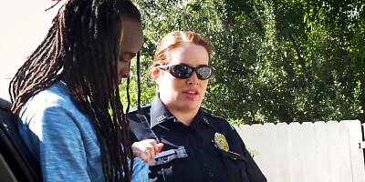 Luscious cop Maggie Green rides BBC after pussy buffet