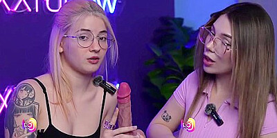 Emma Fiore & Dani Ortiz Te Indican Como Masturbarte Entre Besos Calientes Y Tetas Grandes Xxxfollow