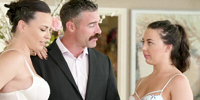 Busty Dana DeArmond has her pussy drilled in threesome