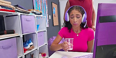 Lena Love And Kai Jaxon In Sexy Gamer Chick Gets Fucked Through The Hole In Her Pants