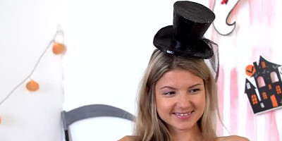 Step Siblings Caught - Gina Gerson as well as Tiffany Tatum