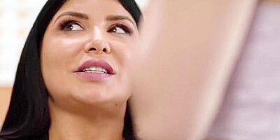 Bad Driver Athena Fleurs Seduces Driving Instructor Milf Romi Rain To Get Her License