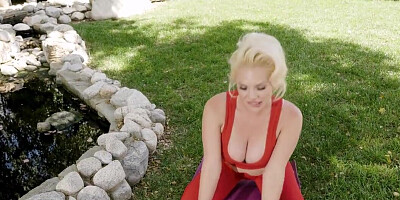 Big boobs blonde MILF is happy to get screwed with passion