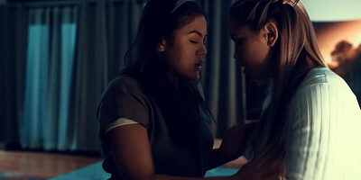 Young dykes Alina Lopez and Kendra Spade go for rimming