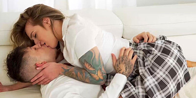Stepsisters Keira Croft and Son Mckinley have a wild idea about seducing their stepbrothers