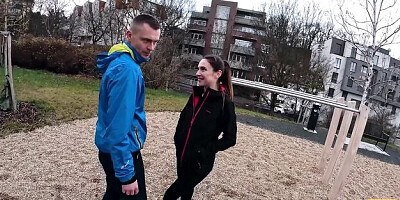 Vivid Sakura's pick up clip