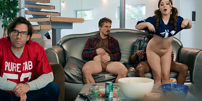 BBW Stepdaughter Fucks Stepdad's Friends during the Game with Leana Lovings & Isiah Maxwell