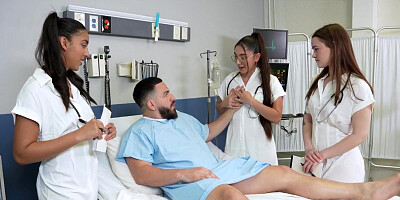 Hospital room foursome with naughty doctors