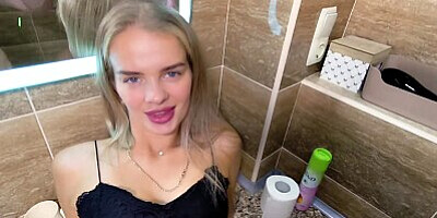SWife Katy before a business meeting without panties, gets a hot creampie