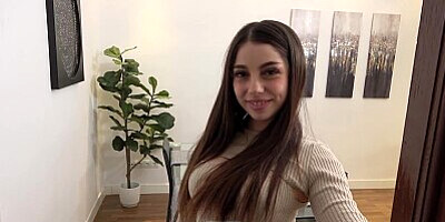 Roma Amor : Mature SPANISH YOUTUBER CHEATING ON WIFE - MISSDEEP